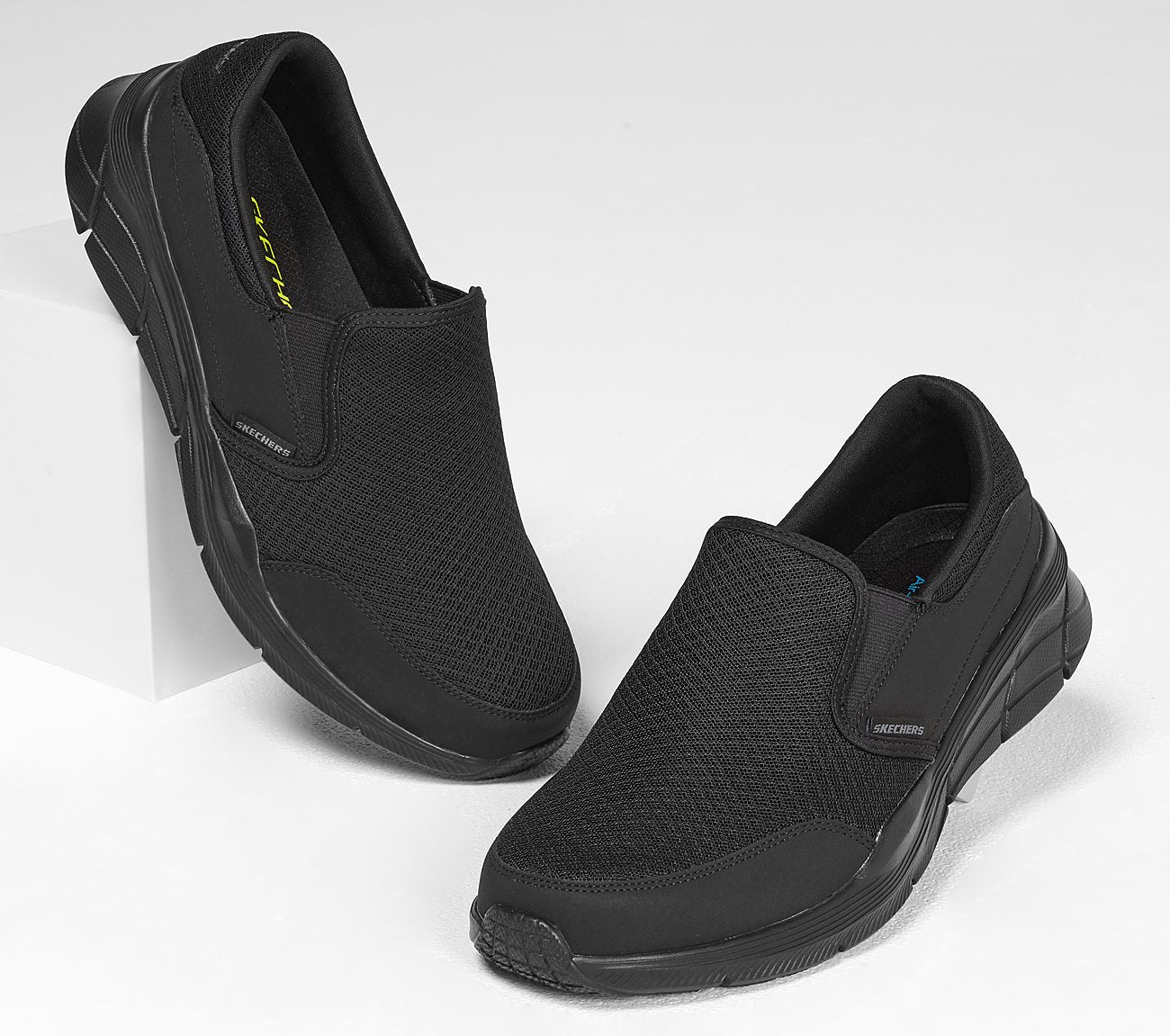 Relaxed Fit: Equalizer 4.0 - Persisting Shoe Skechers