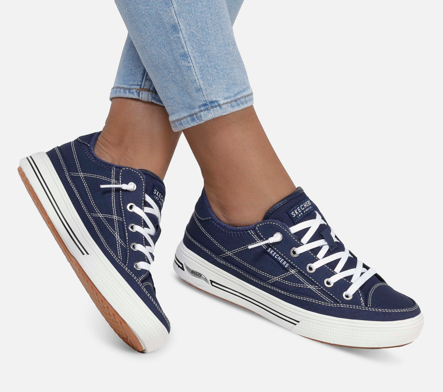 Wide Fit: Arch Fit Arcade - Arcata Shoe Skechers.se