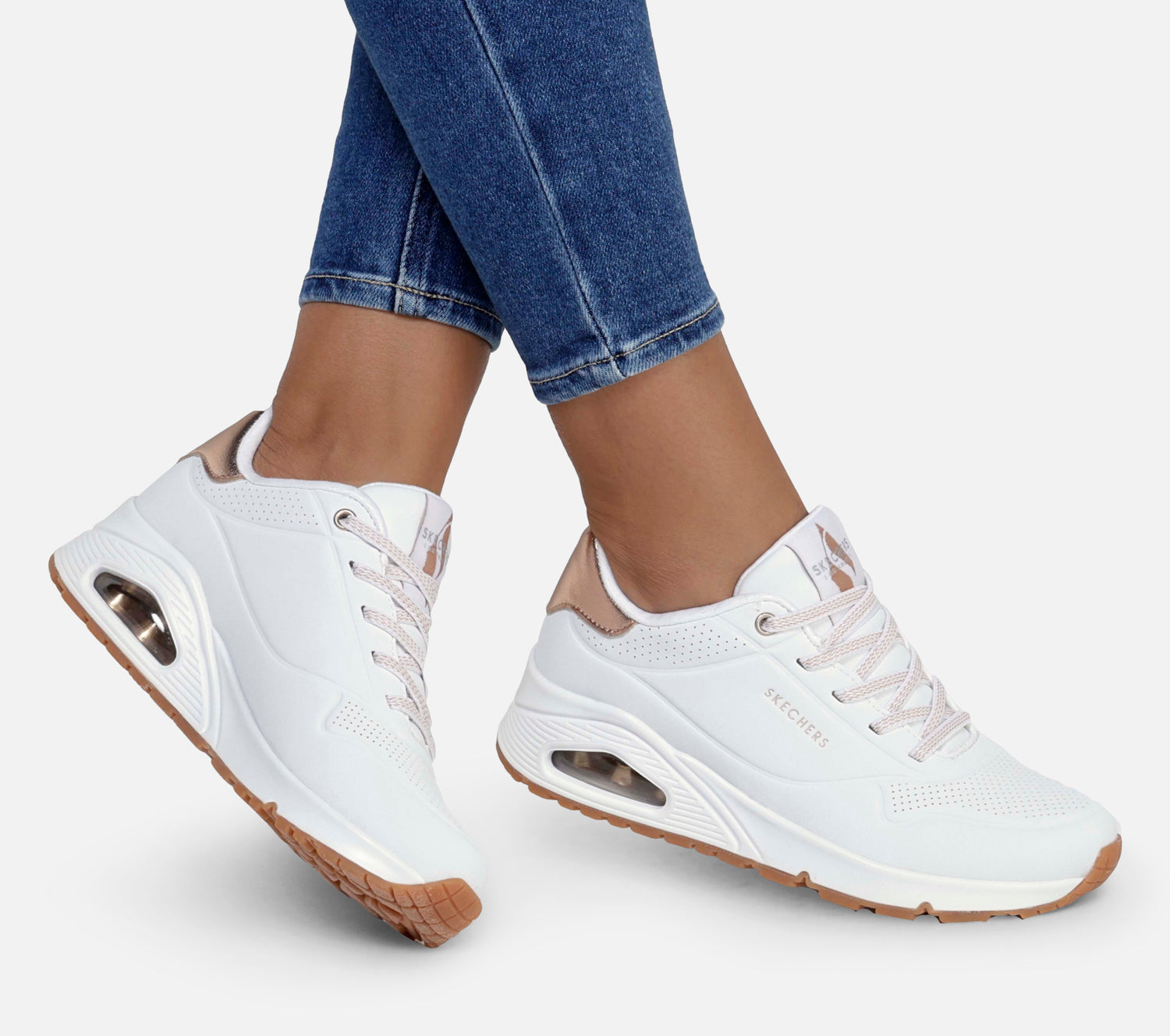 Wide Fit: Uno - Shimmer Away Shoe Skechers.se