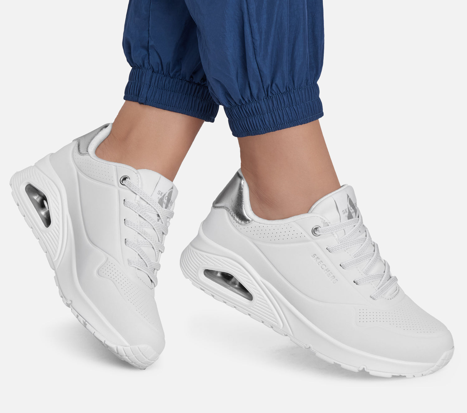 Wide Fit: Uno - Shimmer Away Shoe Skechers.se