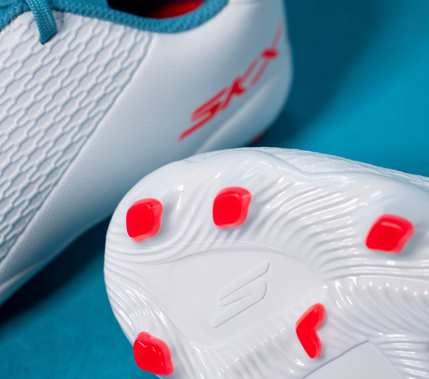 SKX_2 JR Youth MG Football Skechers.se