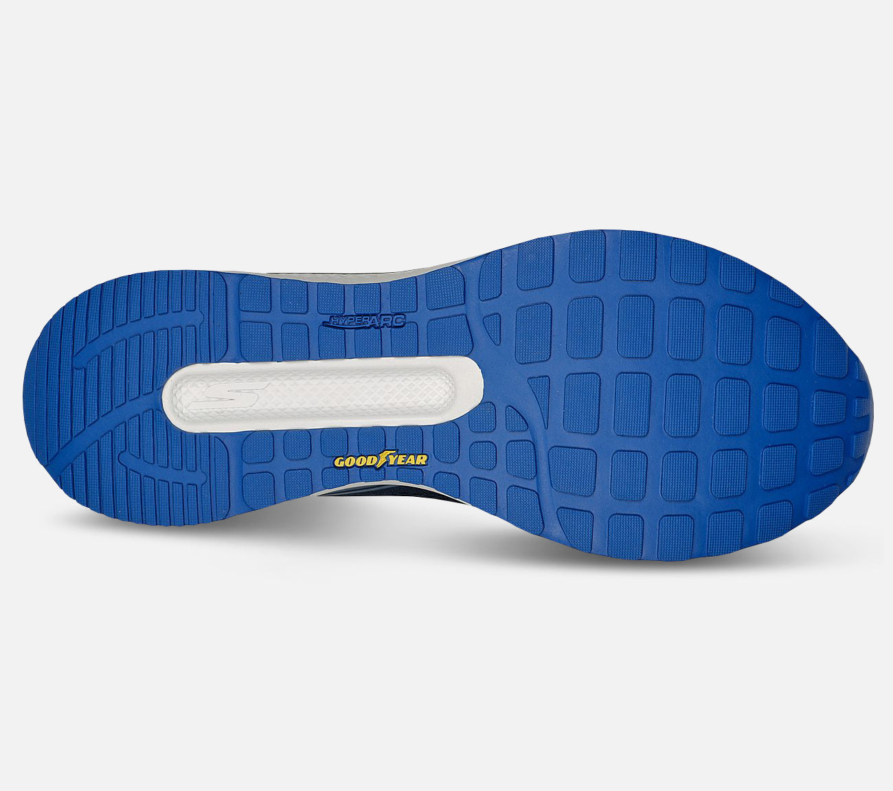 GO RUN Persistence Shoe Skechers